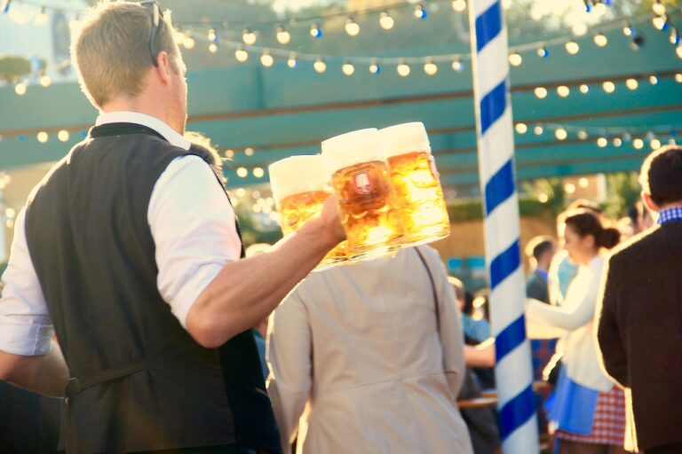 16 German Phrases Worth Learning for Oktoberfest Bucket List Events