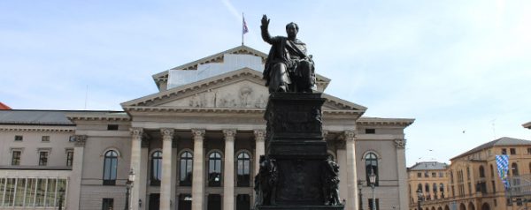 munich statue